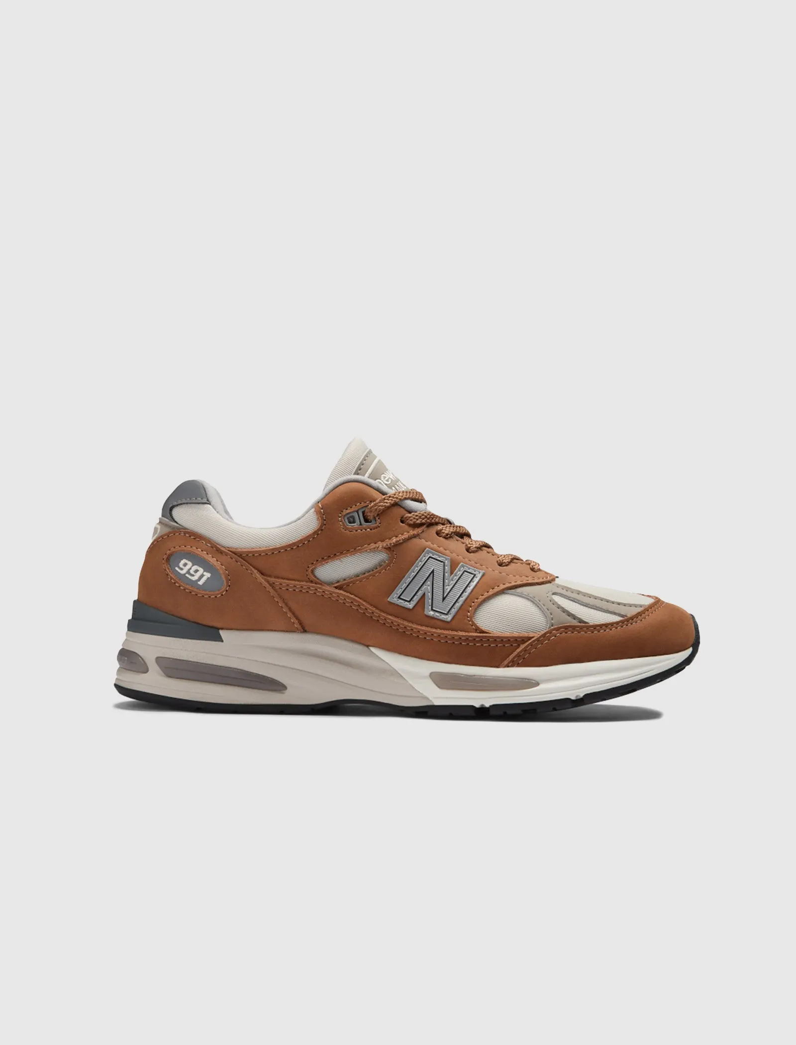 MADE IN UK 991V2 COCO MOCCA